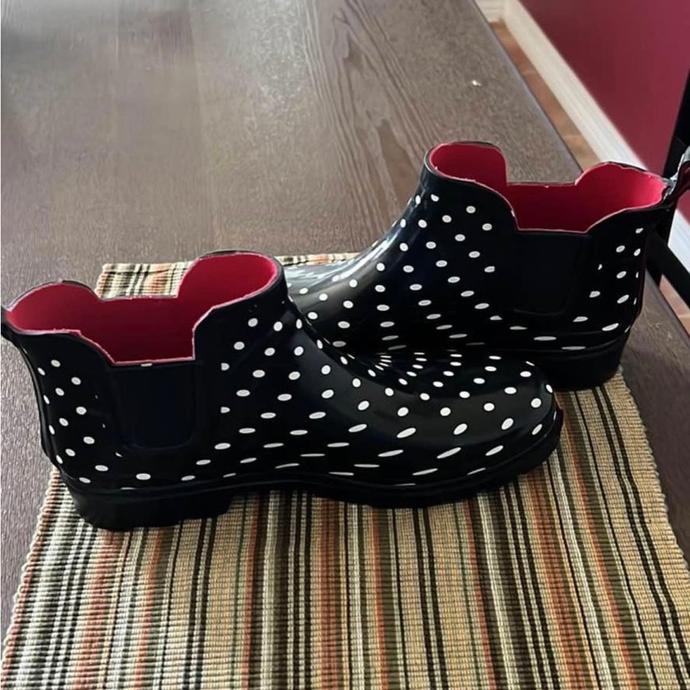 RAINBOOTS